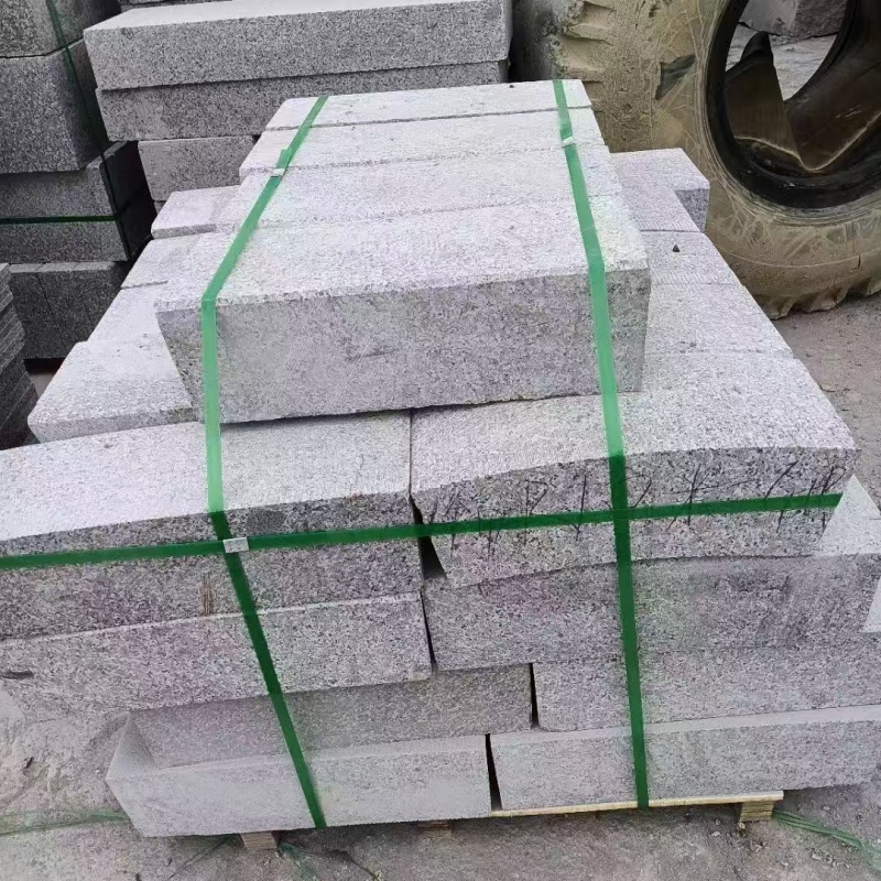 鄂尔多斯芝麻白路沿石厂家